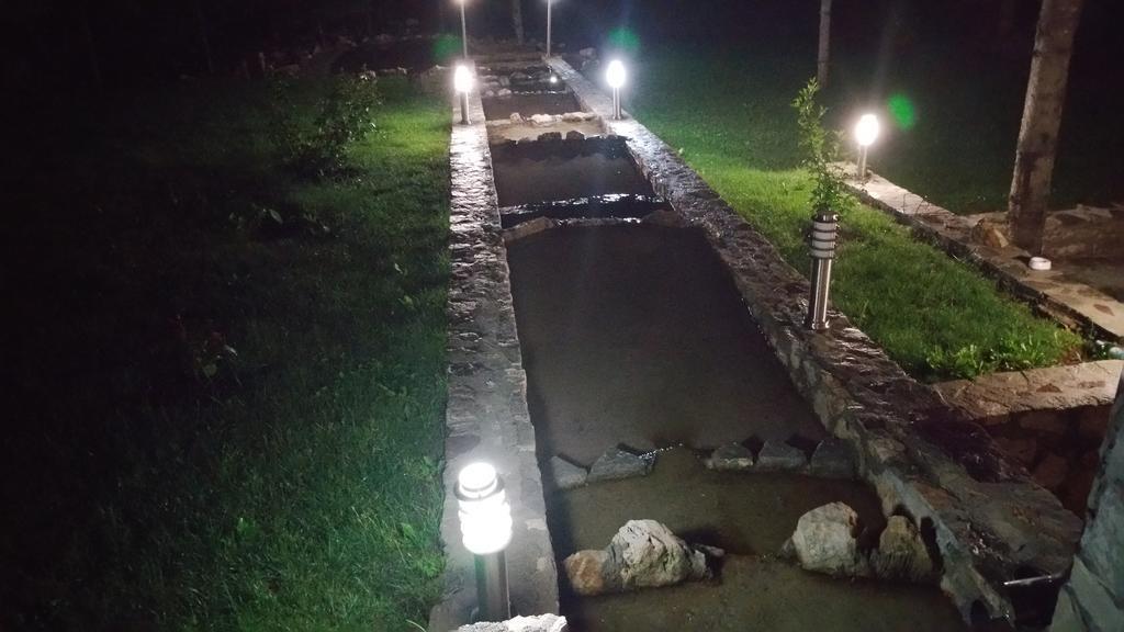 Plitvička Jezera Rustic Inn River 2 المظهر الخارجي الصورة